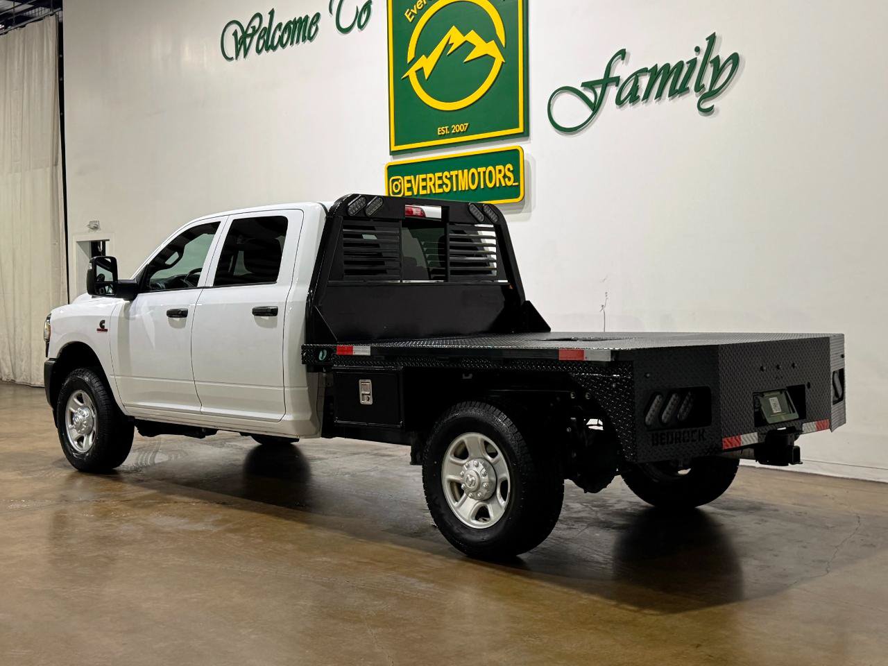 Used 2023 RAM 2500 Tradesman AWD/4WD image 6