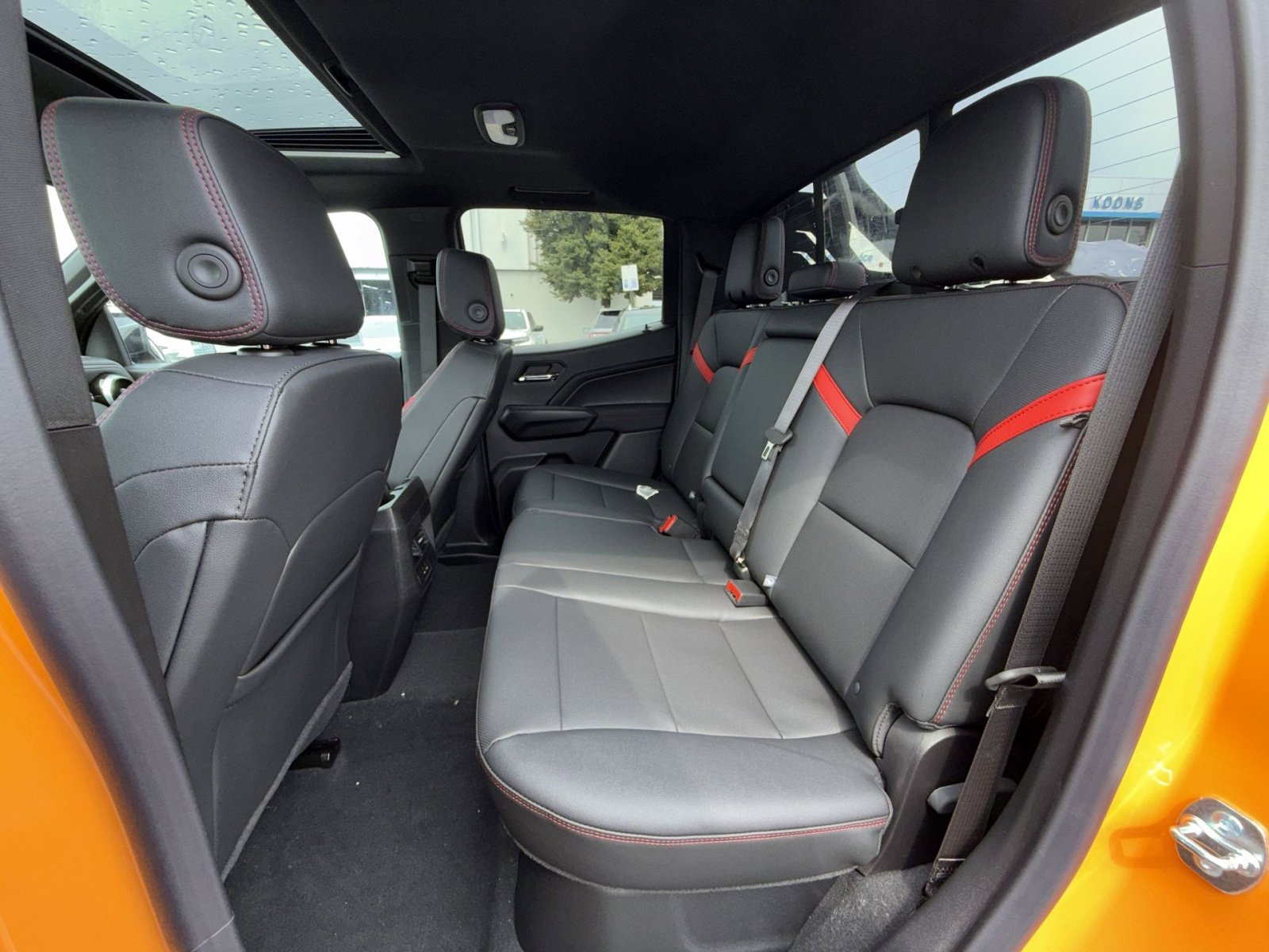New 2026 Chevrolet Colorado Z71 w/ Midnight Edition AWD/4WD image 25