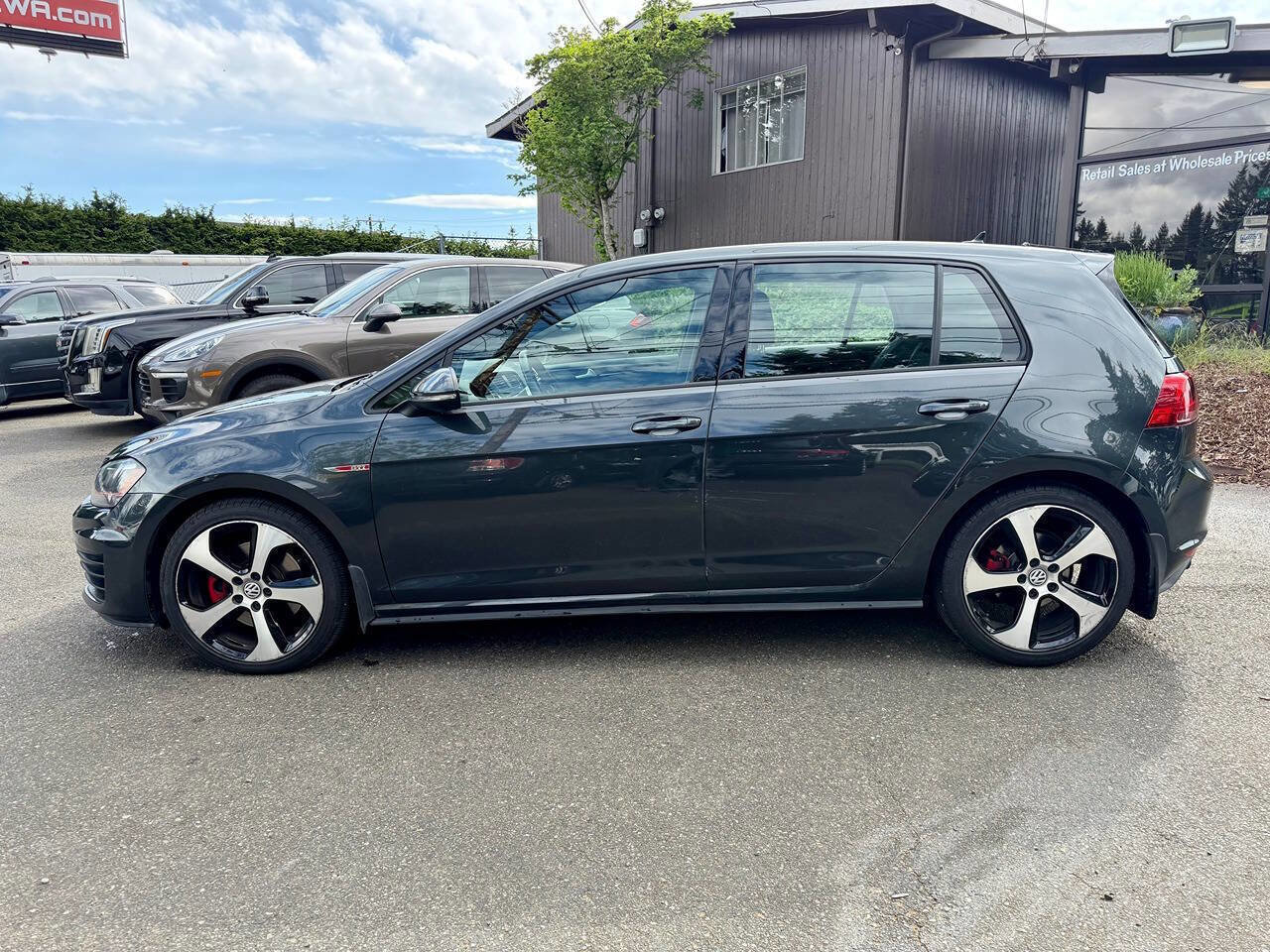 Used 2015 Volkswagen GTI S FWD image 3
