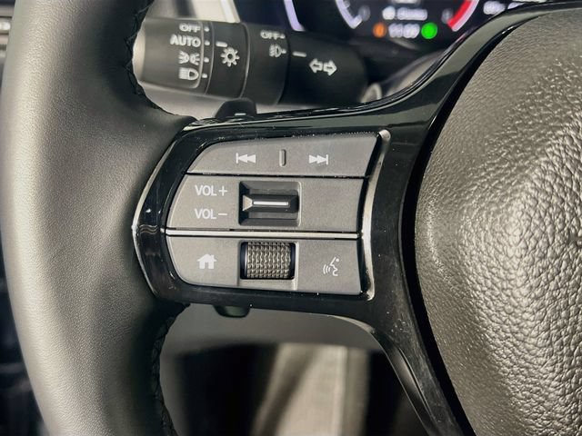 Used 2025 Honda Pilot EX-L image 17