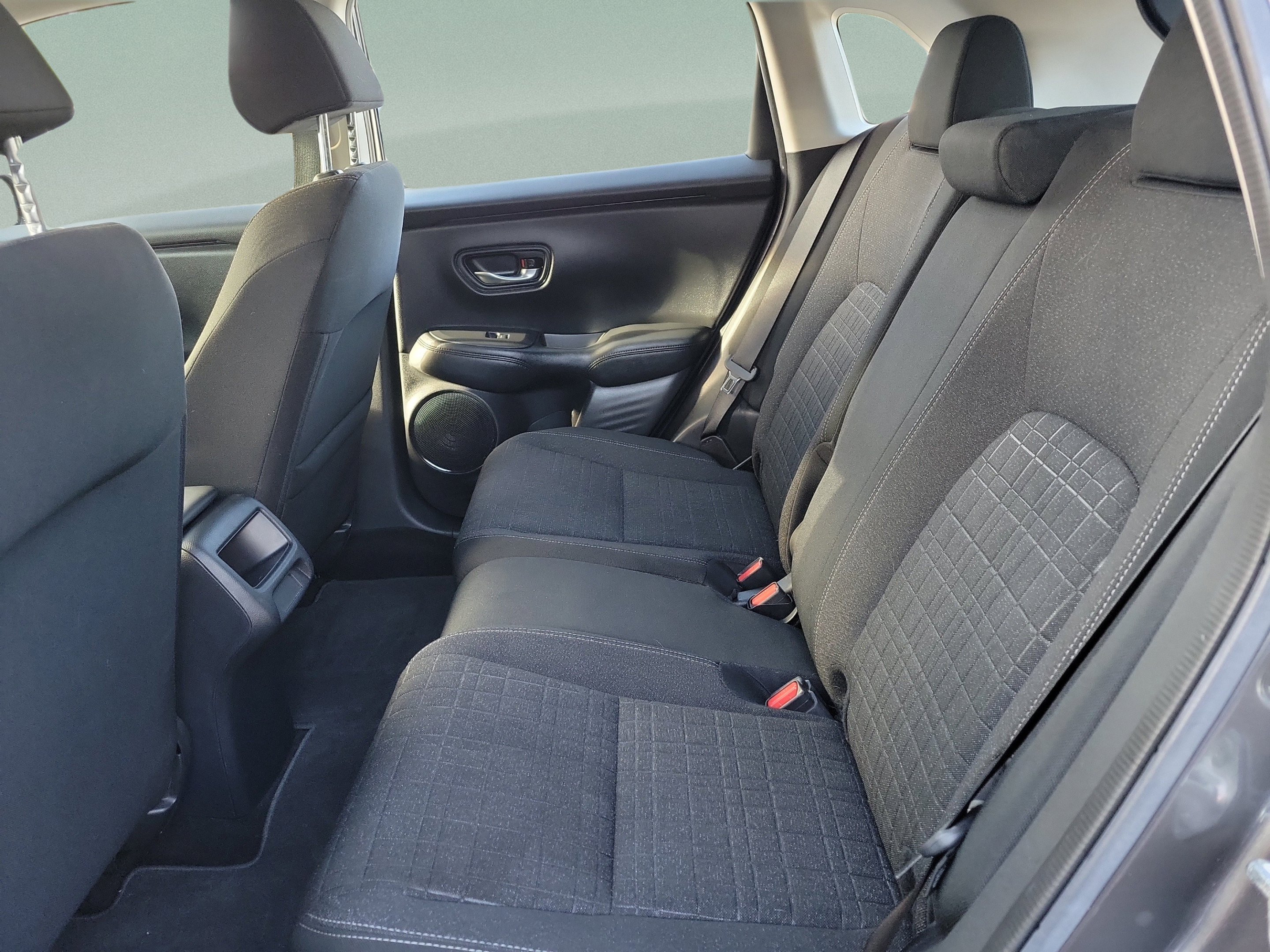 Used 2024 Honda HR-V LX image 10