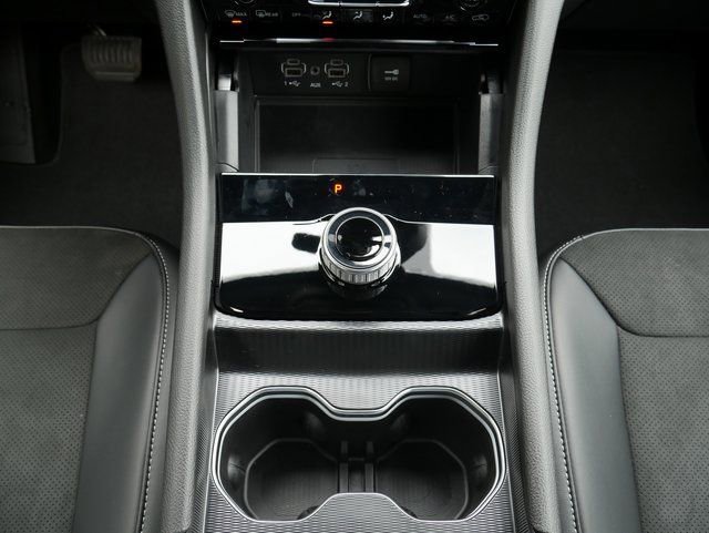 New 2025 Jeep Grand Cherokee Altitude image 19