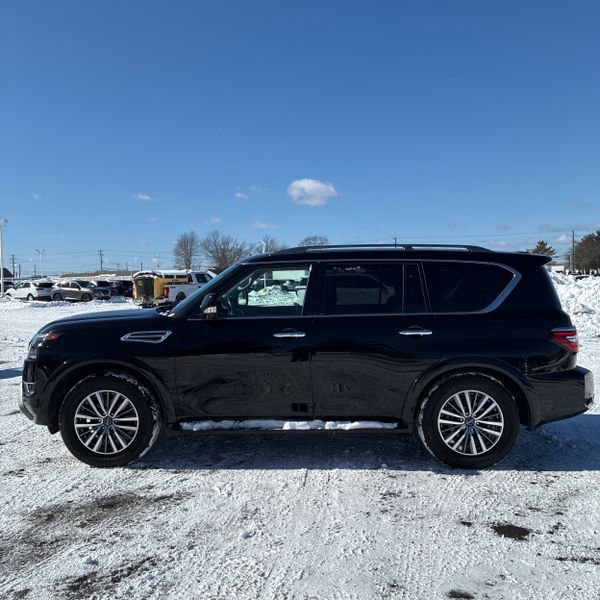 Used 2023 Nissan Armada SL w/ Captain's Chairs Package image 2