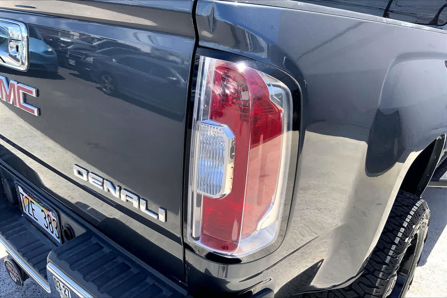 Used 2016 GMC Canyon SLE RWD image 32
