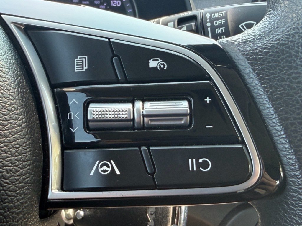 Used 2024 Kia Forte LXS w/ LXS Technology Package FWD image 14