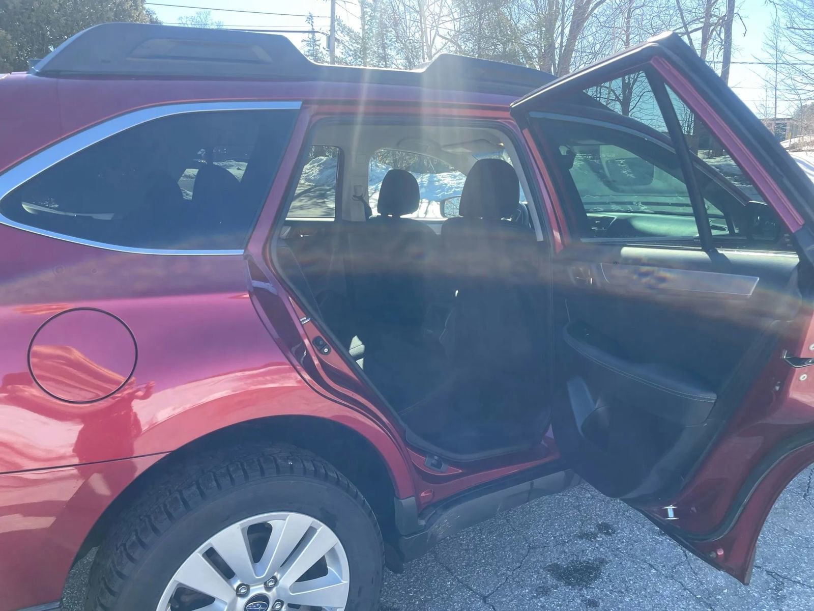 Used 2018 Subaru Outback 2.5i Premium image 24
