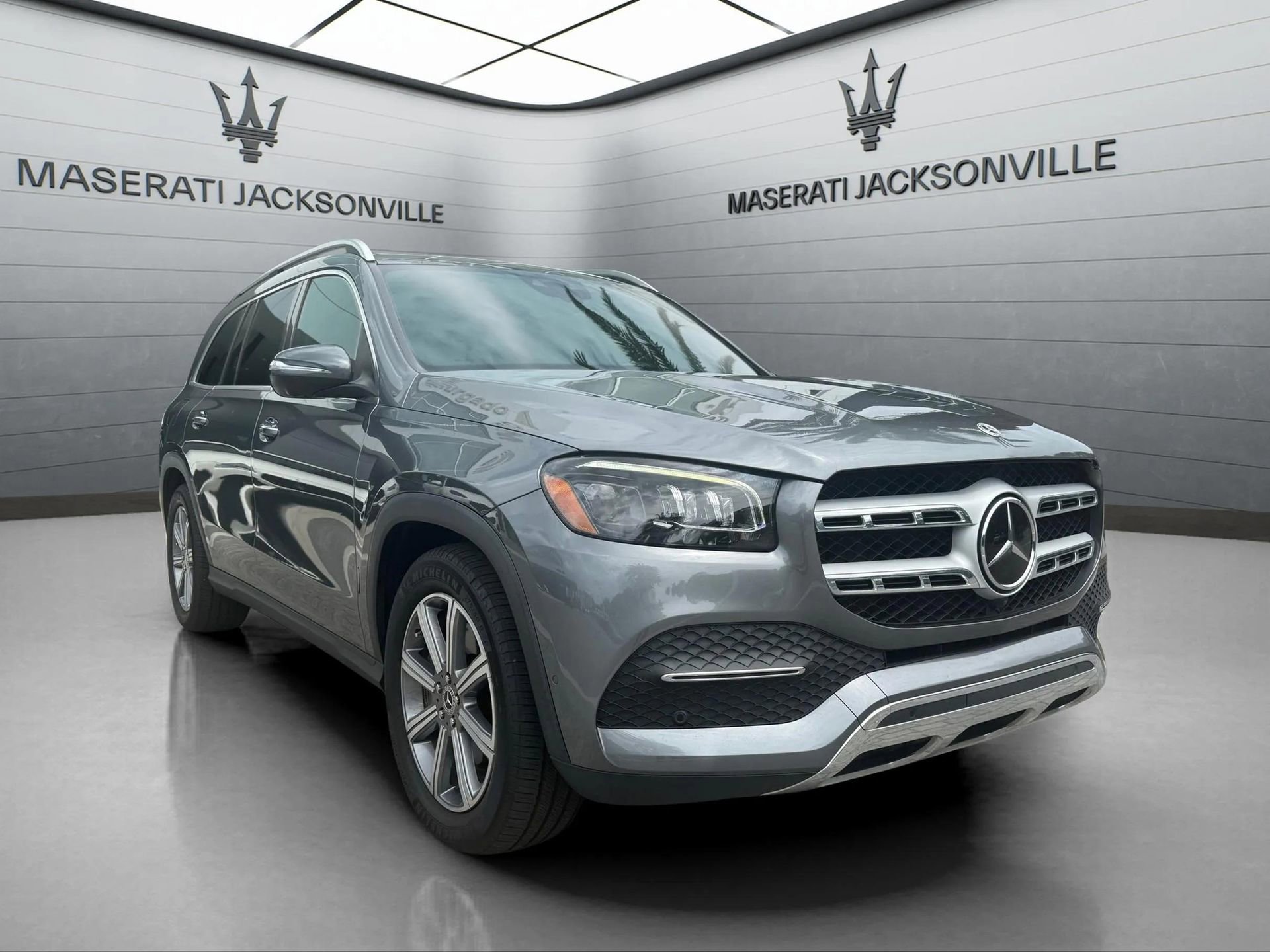 Used 2023 Mercedes-Benz GLS 450 4MATIC image 7