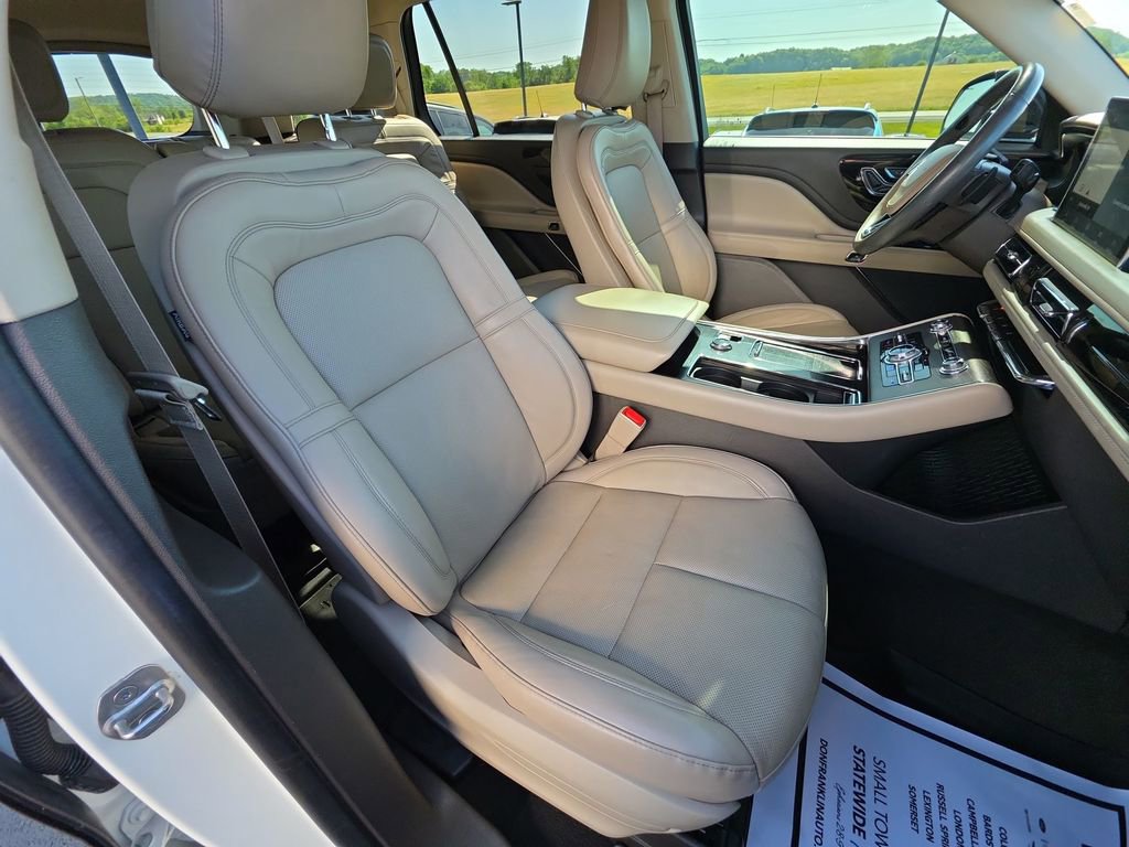 Used 2021 Lincoln Aviator Reserve w/ Equipment Group 201A AWD/4WD image 26