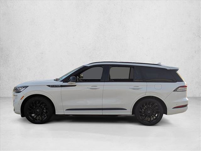 Used 2022 Lincoln Aviator Reserve w/ Equipment Group 201A AWD/4WD image 8