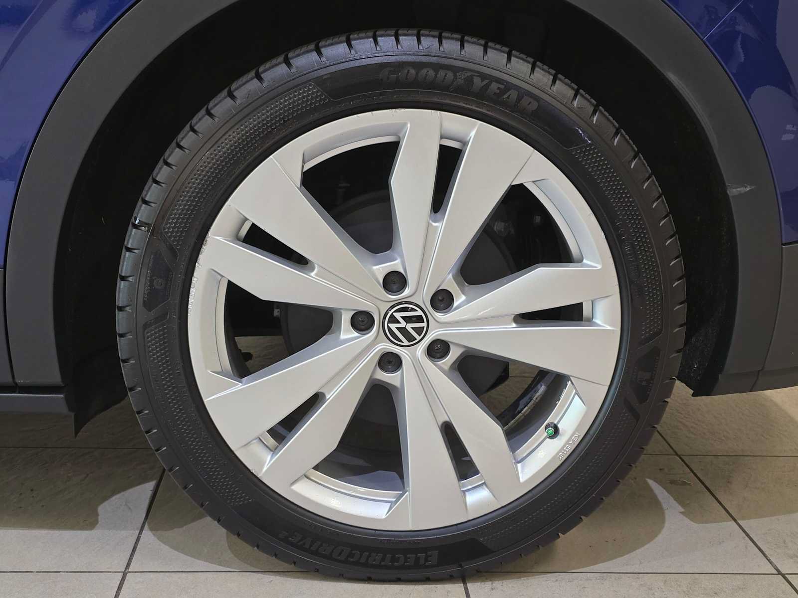 Used 2021 Volkswagen ID.4 1st Edition RWD image 8