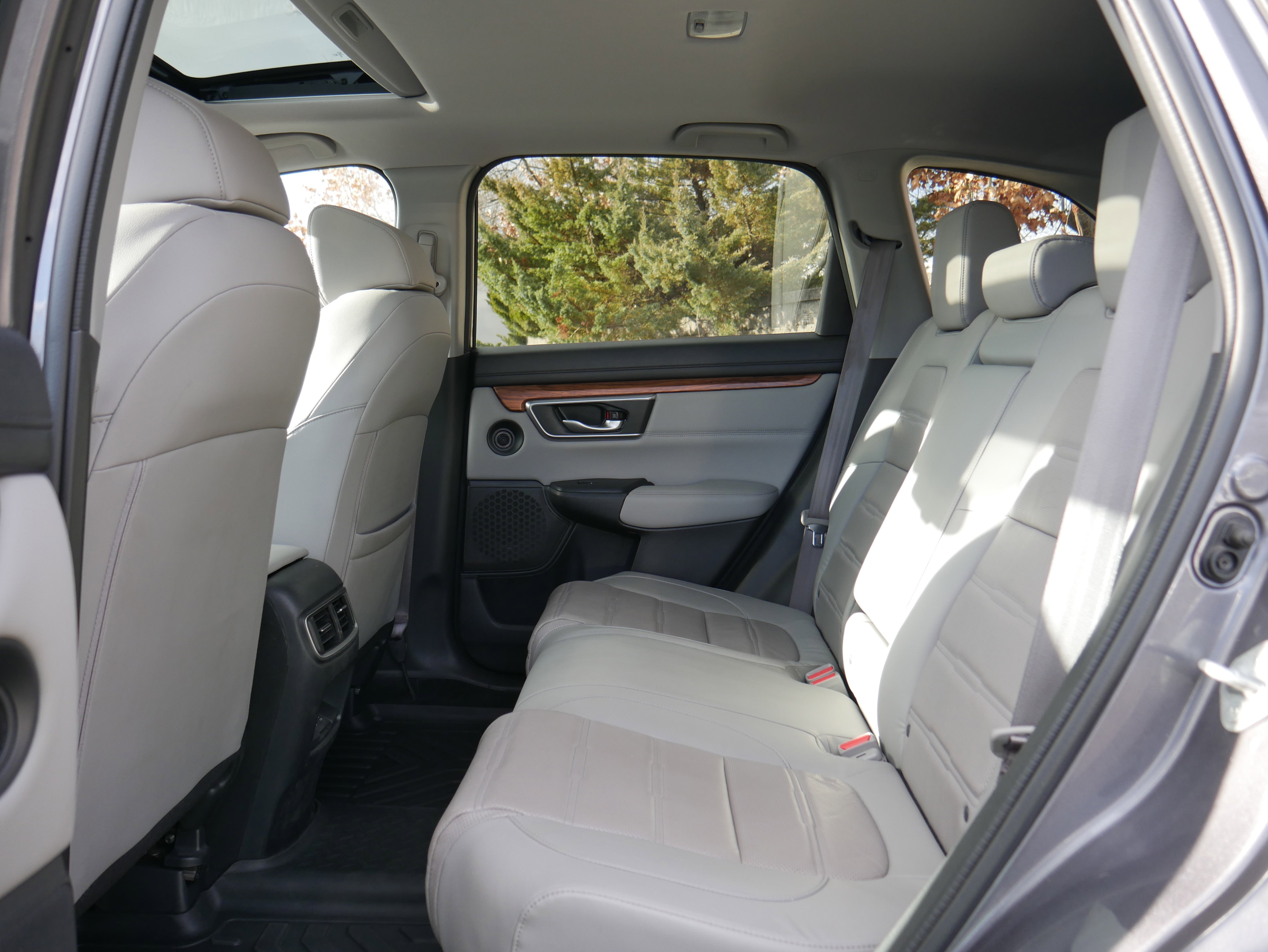 Used 2021 Honda CR-V Touring image 14