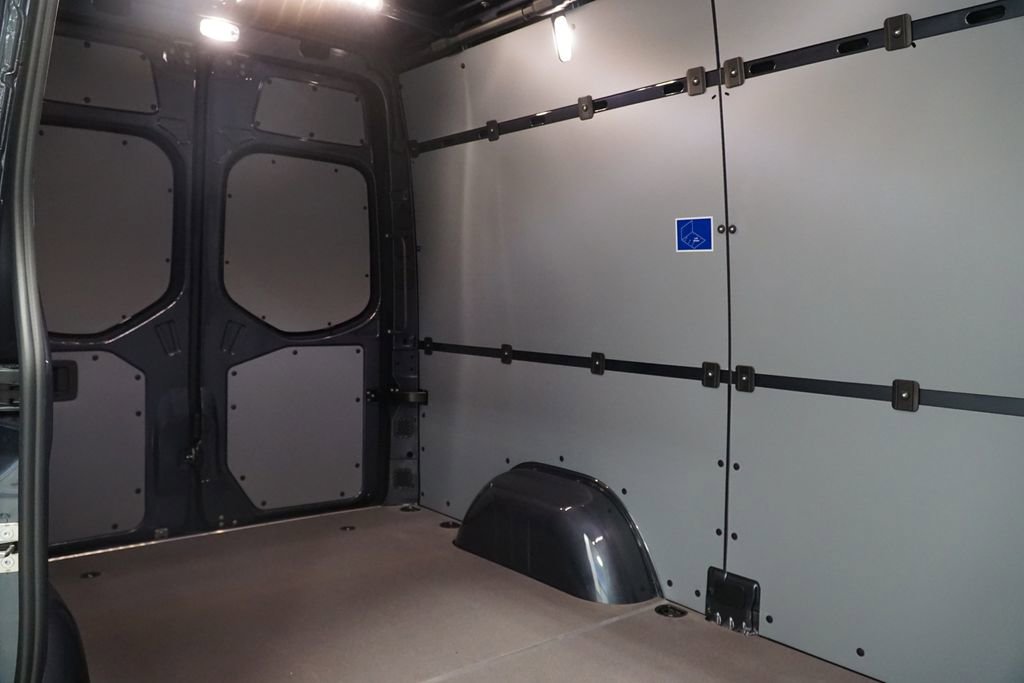 New 2025 Mercedes-Benz Sprinter 2500 image 12