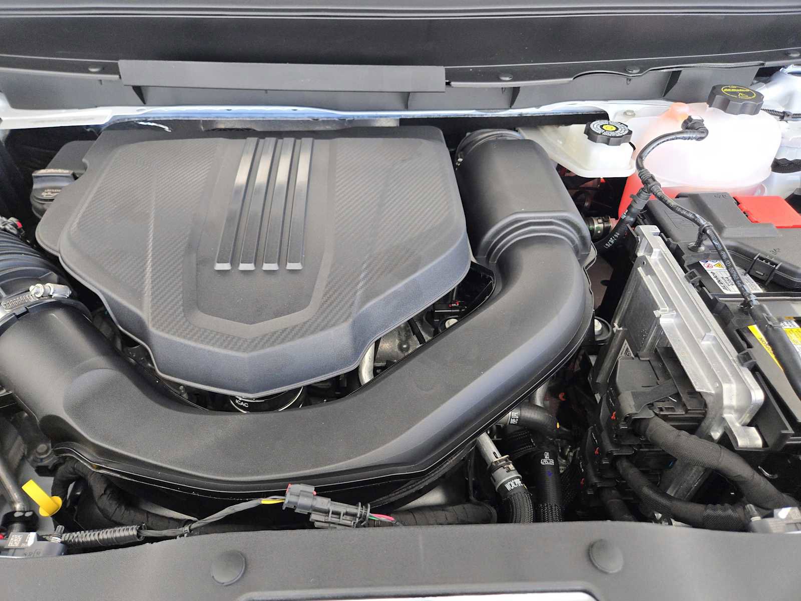 Used 2026 Chevrolet Traverse LT w/ Sun and Wheel Package FWD image 22