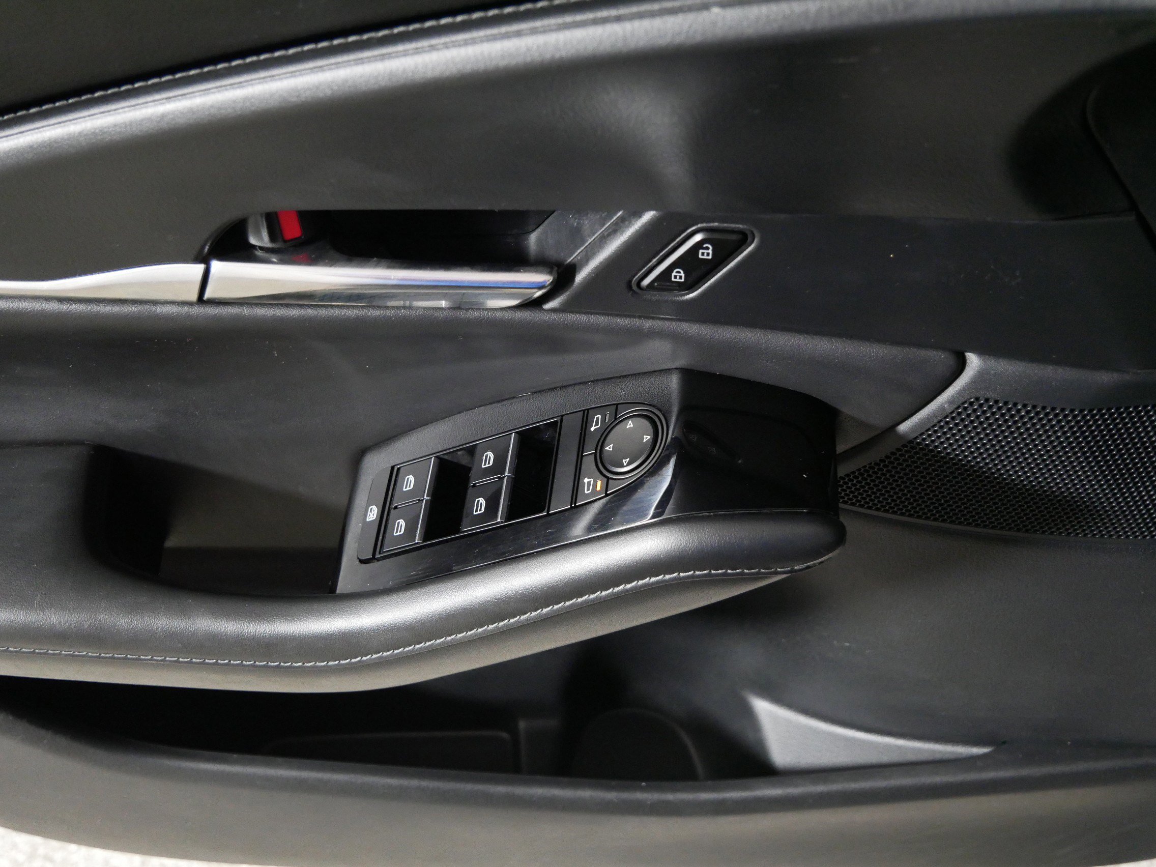 Used 2023 MAZDA CX-30 AWD 2.5 S w/ Preferred Package image 19