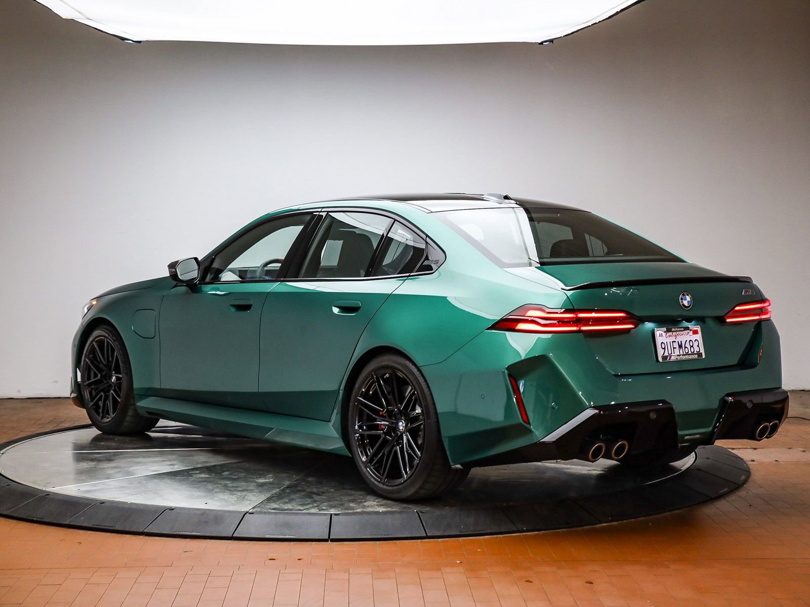 Used 2026 BMW M5 w/ Carbon Package image 2