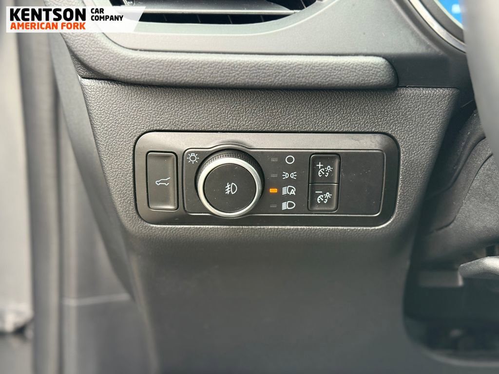 Used 2025 Ford Escape Platinum image 22
