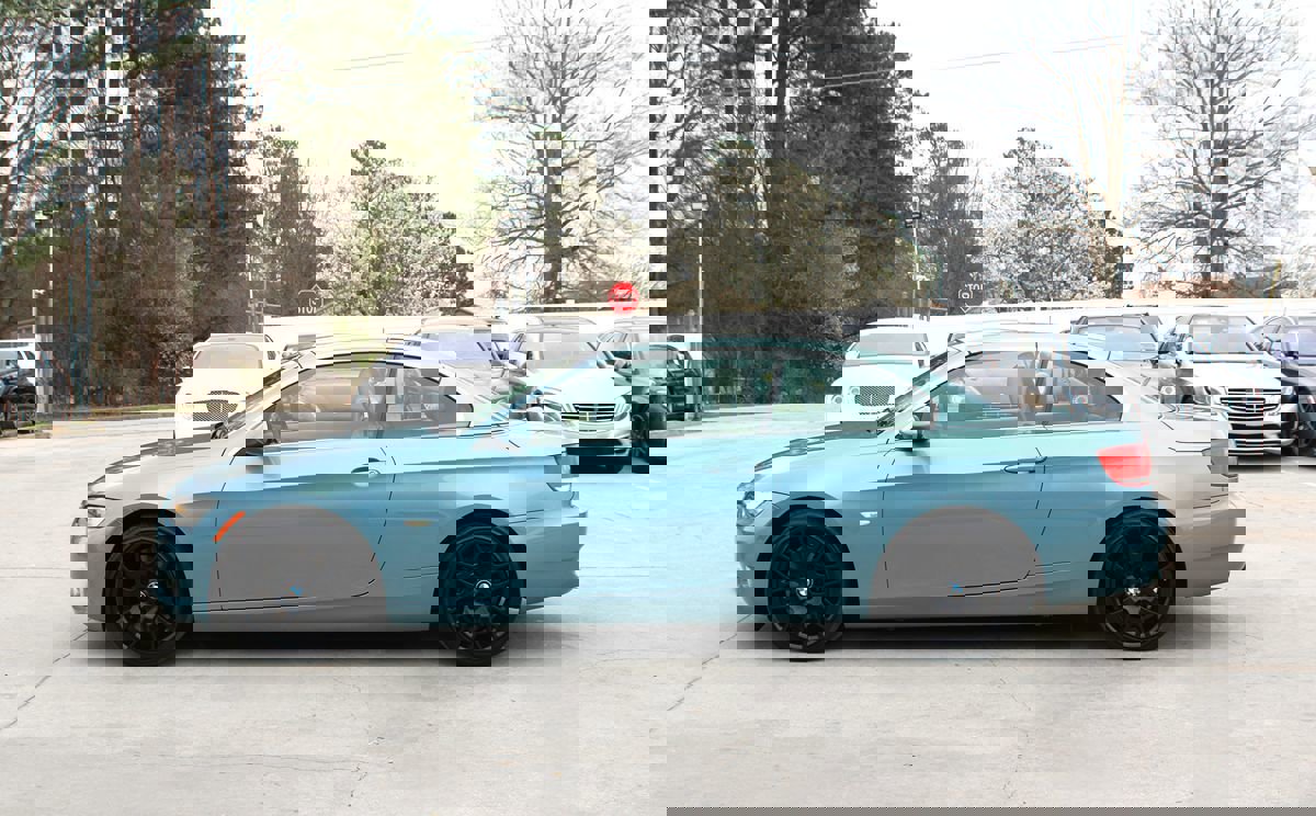 Used 2008 BMW 335i Convertible image 7