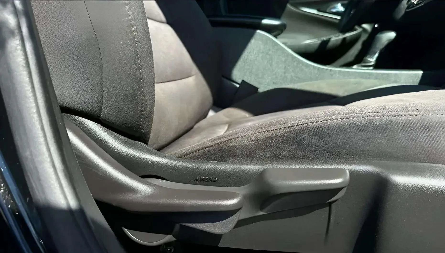 Used 2020 Chevrolet Malibu LT image 21