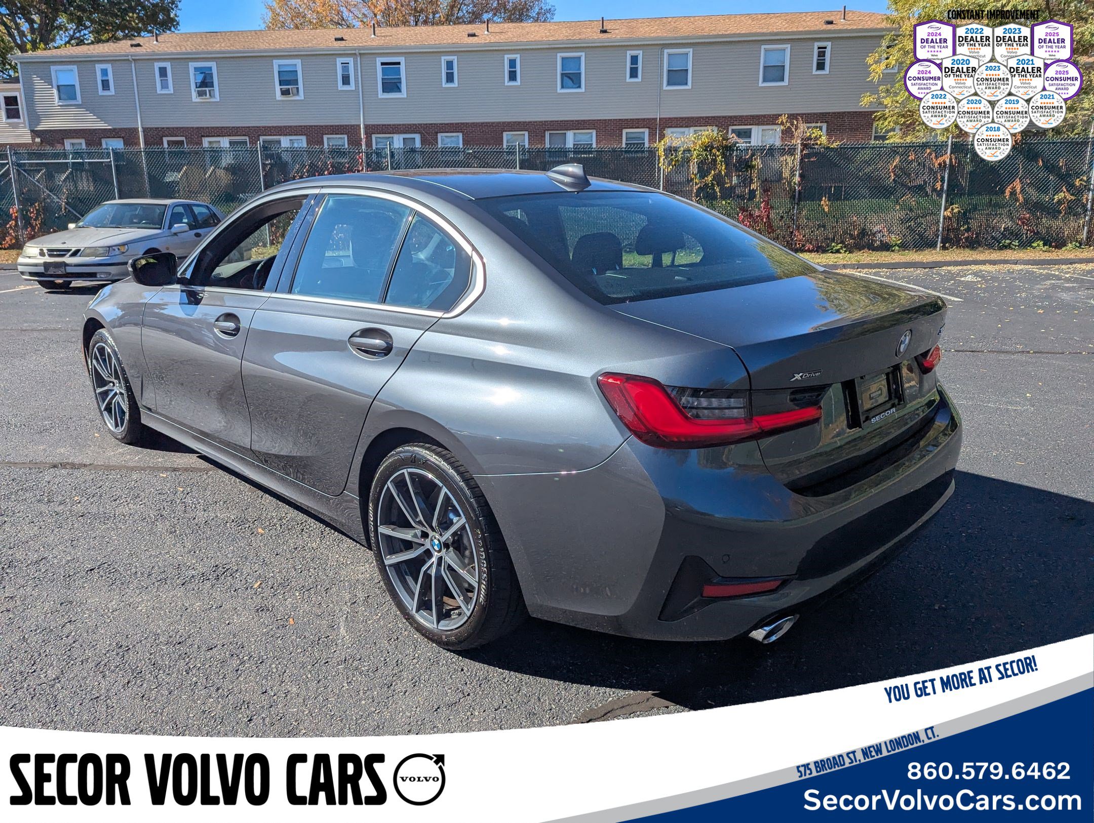 Used 2021 BMW 330i xDrive 330i xDrive w/ Driving Assistance Package image 5