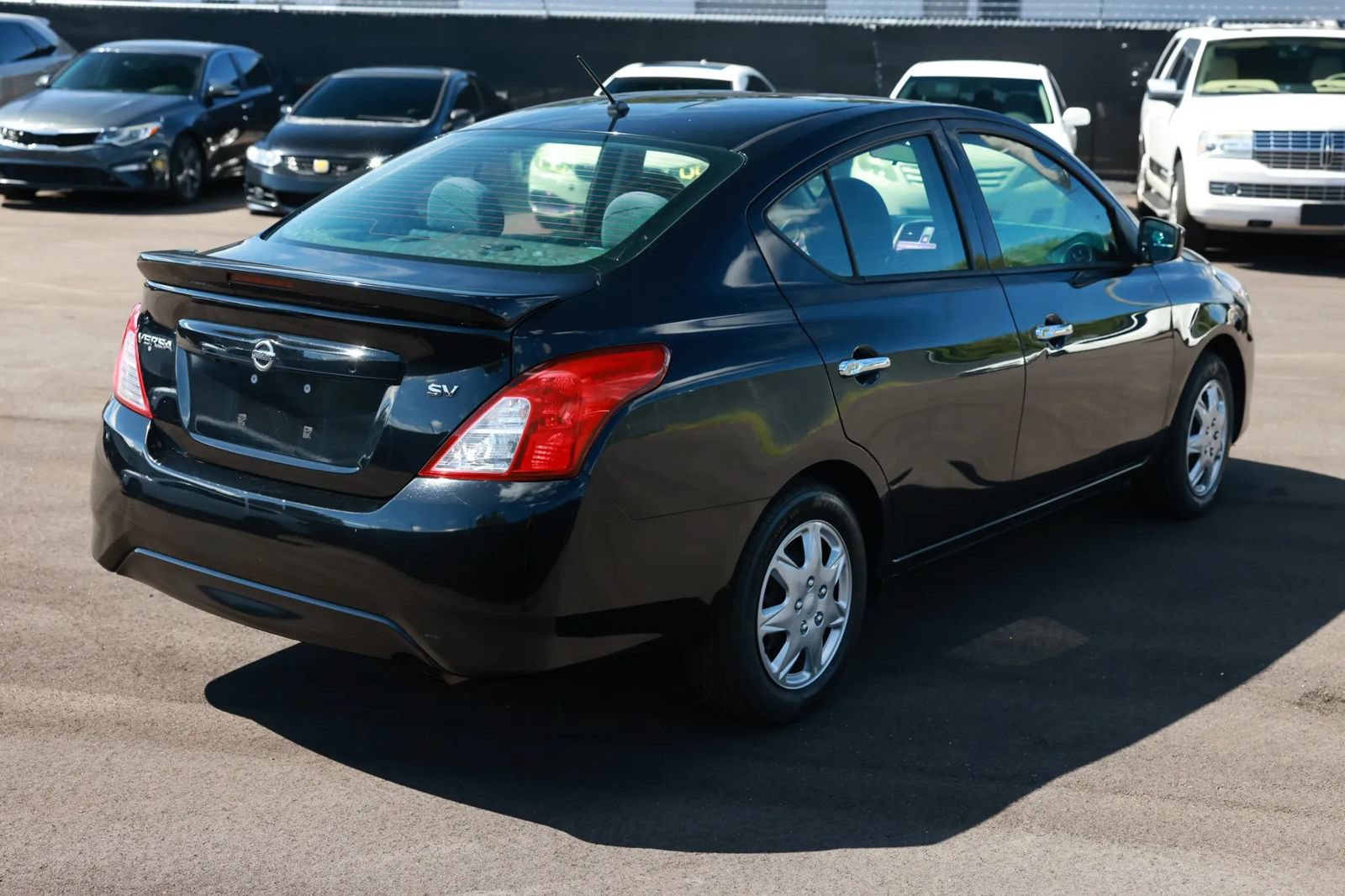 Used 2019 Nissan Versa SV FWD image 6