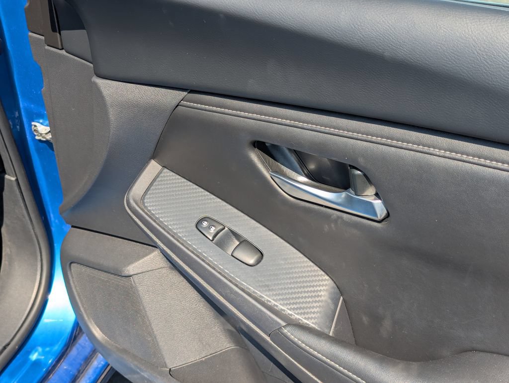 Used 2024 Nissan Sentra SV FWD image 32