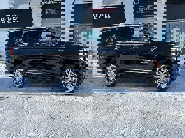 New 2026 GMC Yukon Denali w/ Denali Reserve Package