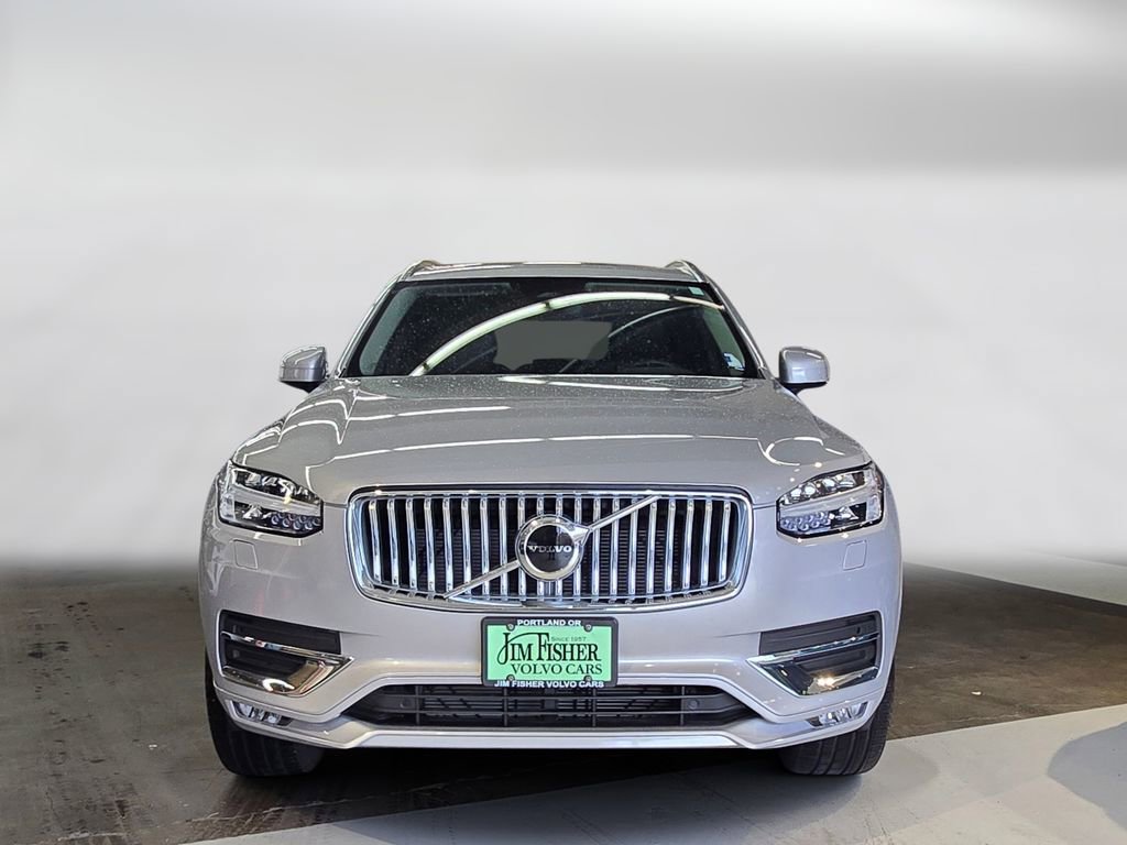 Certified 2025 Volvo XC90 B6 Core w/ Climate Package image 2