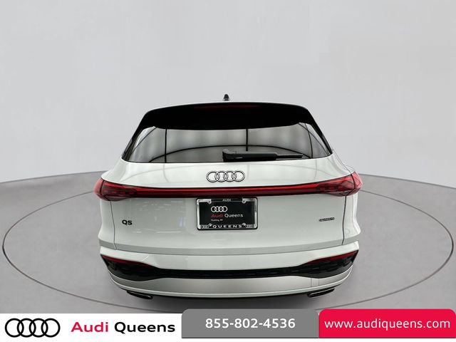 Used 2025 Audi Q5 Premium w/ Convenience Package AWD/4WD image 3
