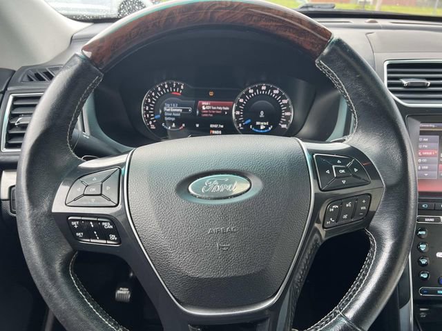 Used 2016 Ford Explorer Platinum AWD/4WD image 22