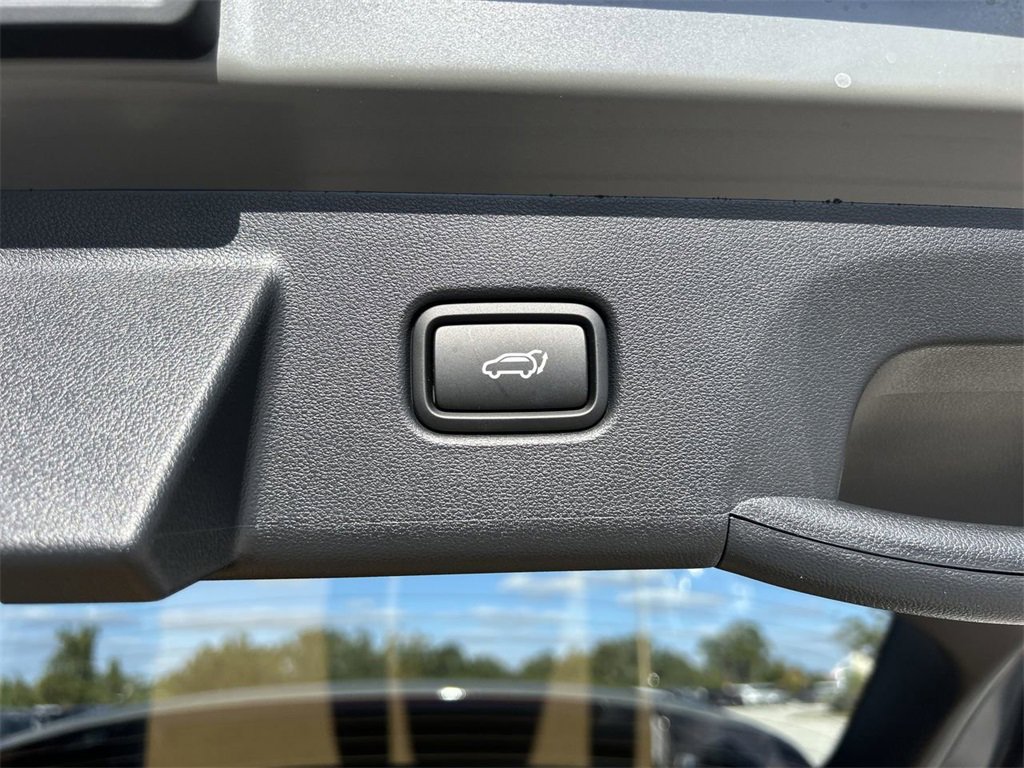 New 2026 Hyundai Tucson Limited image 18