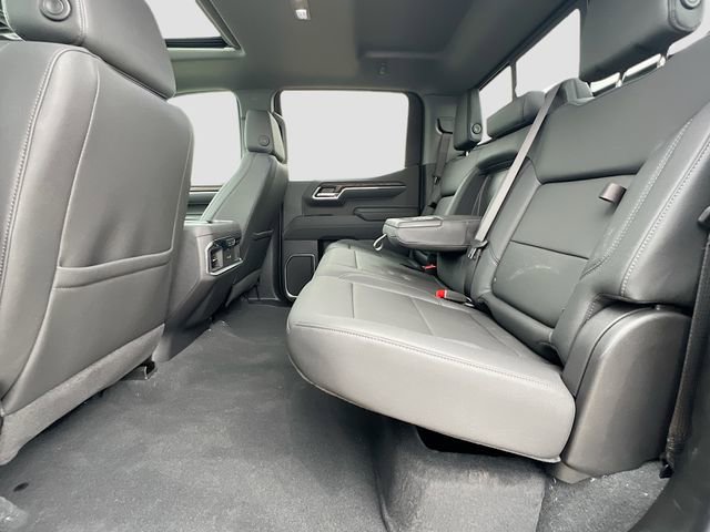 New 2026 GMC Sierra 1500 SLT RWD image 17