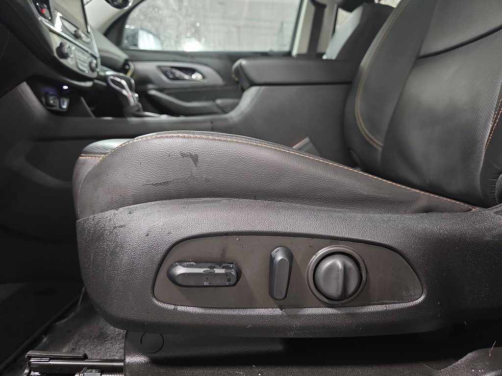 Used 2021 Chevrolet Traverse Premier w/ Redline Edition image 30