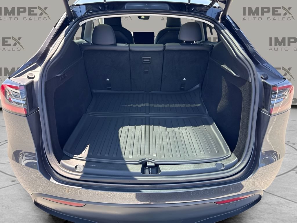 Used 2024 Tesla Model Y Long Range RWD image 20