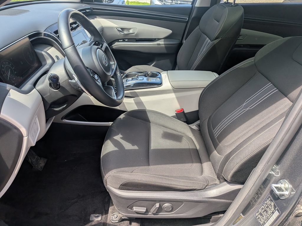 Used 2022 Hyundai Tucson SEL w/ Cargo Package AWD/4WD image 11