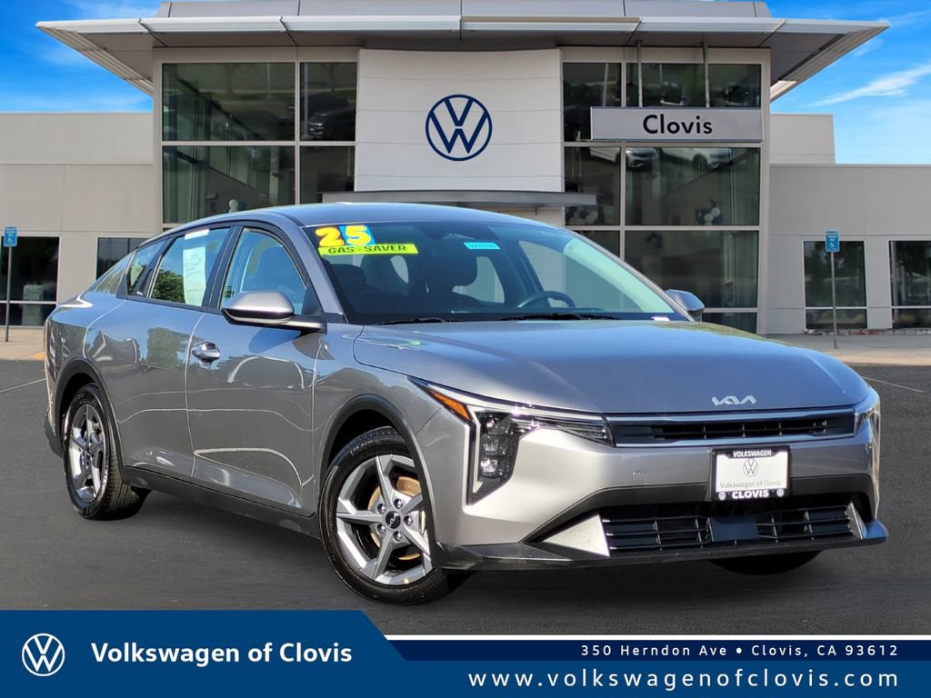 Used 2025 Kia K4 FWD image 1