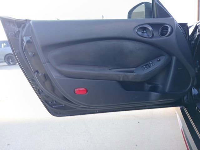 Used 2016 Nissan 370Z NISMO image 13
