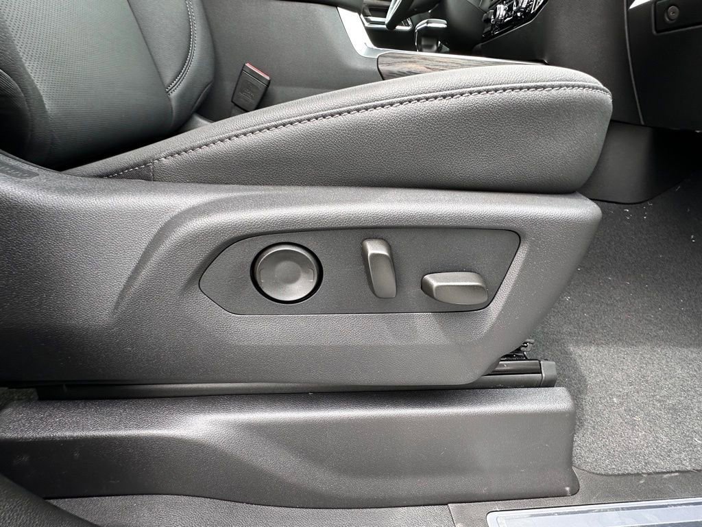 New 2026 GMC Sierra 1500 SLT w/ SLT Premium Plus Package AWD/4WD image 12