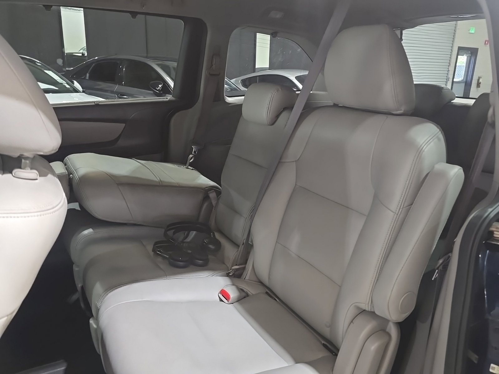 Used 2016 Honda Odyssey SE image 14