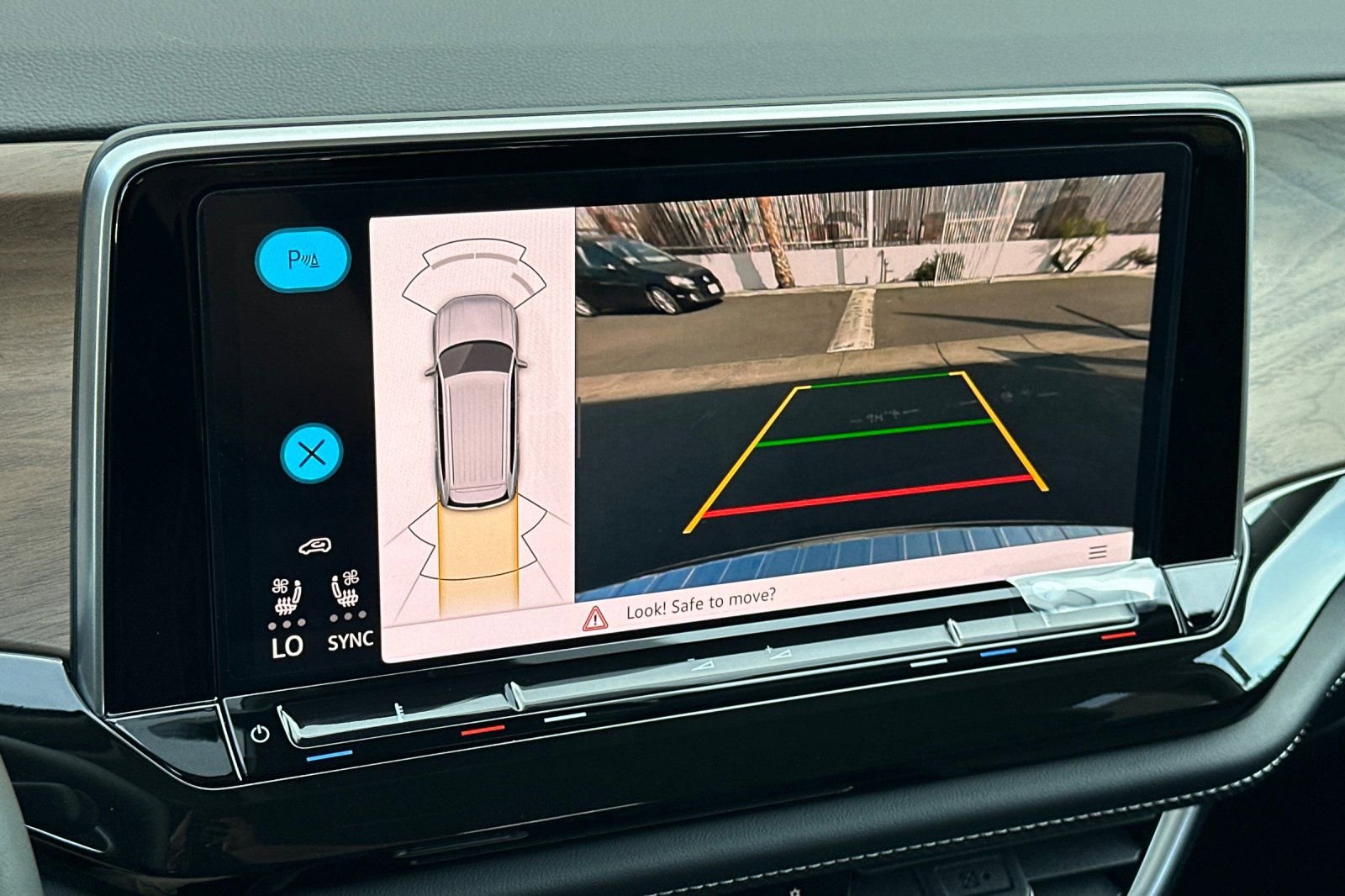 New 2026 Volkswagen Atlas SE image 18