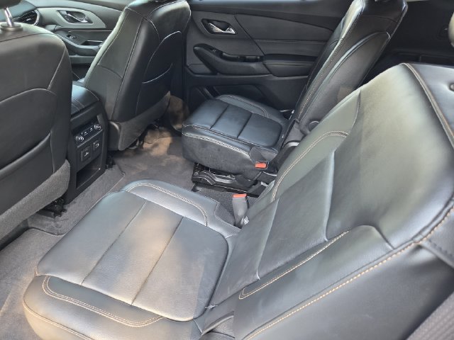 Used 2020 Chevrolet Traverse RS FWD image 23