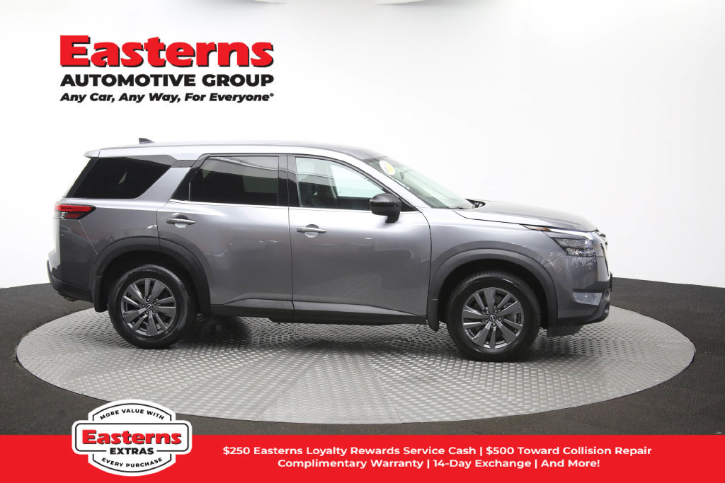 Used 2024 Nissan Pathfinder S AWD/4WD image 50