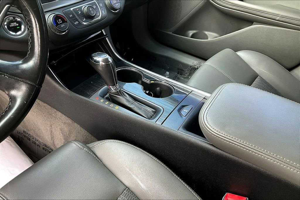 Used 2018 Chevrolet Impala LT image 18