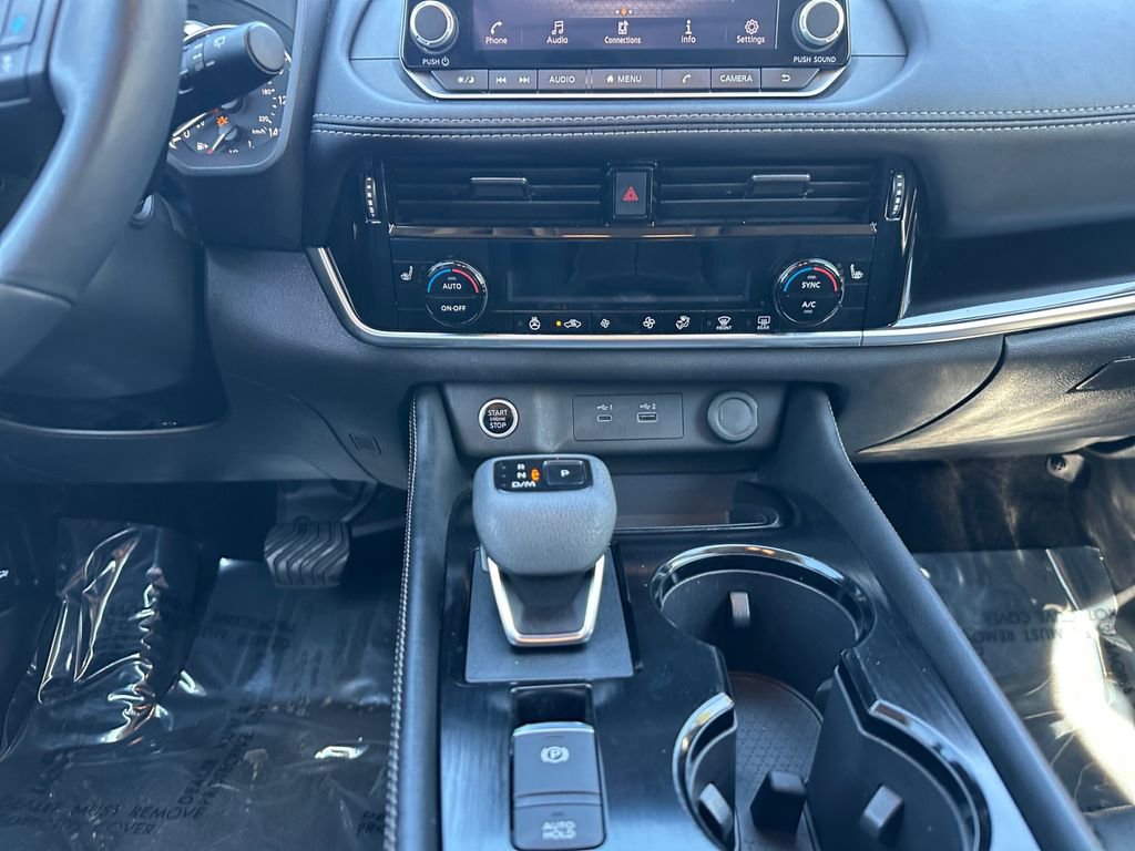 Used 2023 Nissan Rogue SL image 11