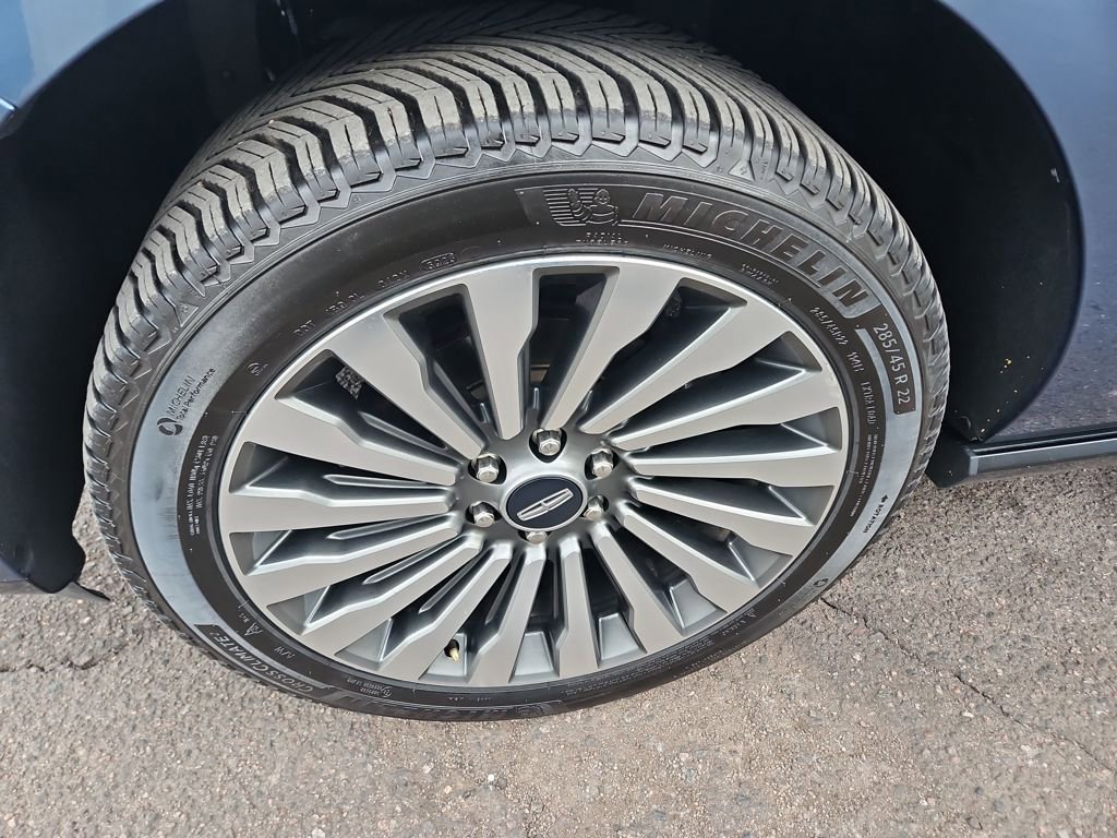 Used 2019 Lincoln Navigator Reserve w/ Cargo Package AWD/4WD image 27