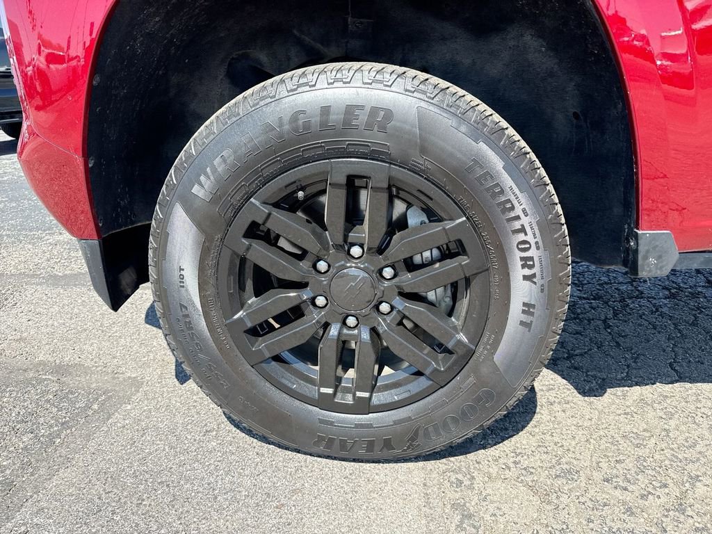 Used 2023 Chevrolet Colorado LT w/ LT Convenience Package image 10