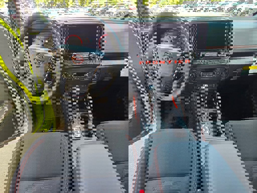 New 2026 Nissan Frontier PRO-4X w/ Pro-4x Convenience Package image 13