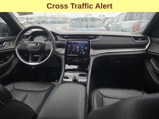 Used 2024 Jeep Grand Cherokee L Limited AWD/4WD image 11