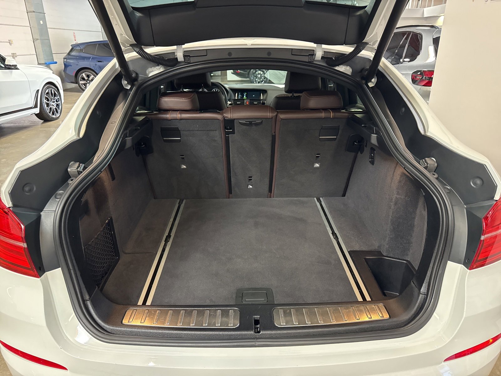 Used 2018 BMW X4 xDrive28i image 18