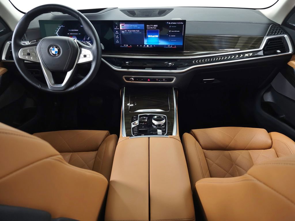 Used 2024 BMW X7 xDrive40i w/ Executive Package image 15