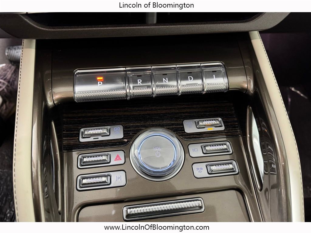 New 2026 Lincoln Nautilus Black Label image 36